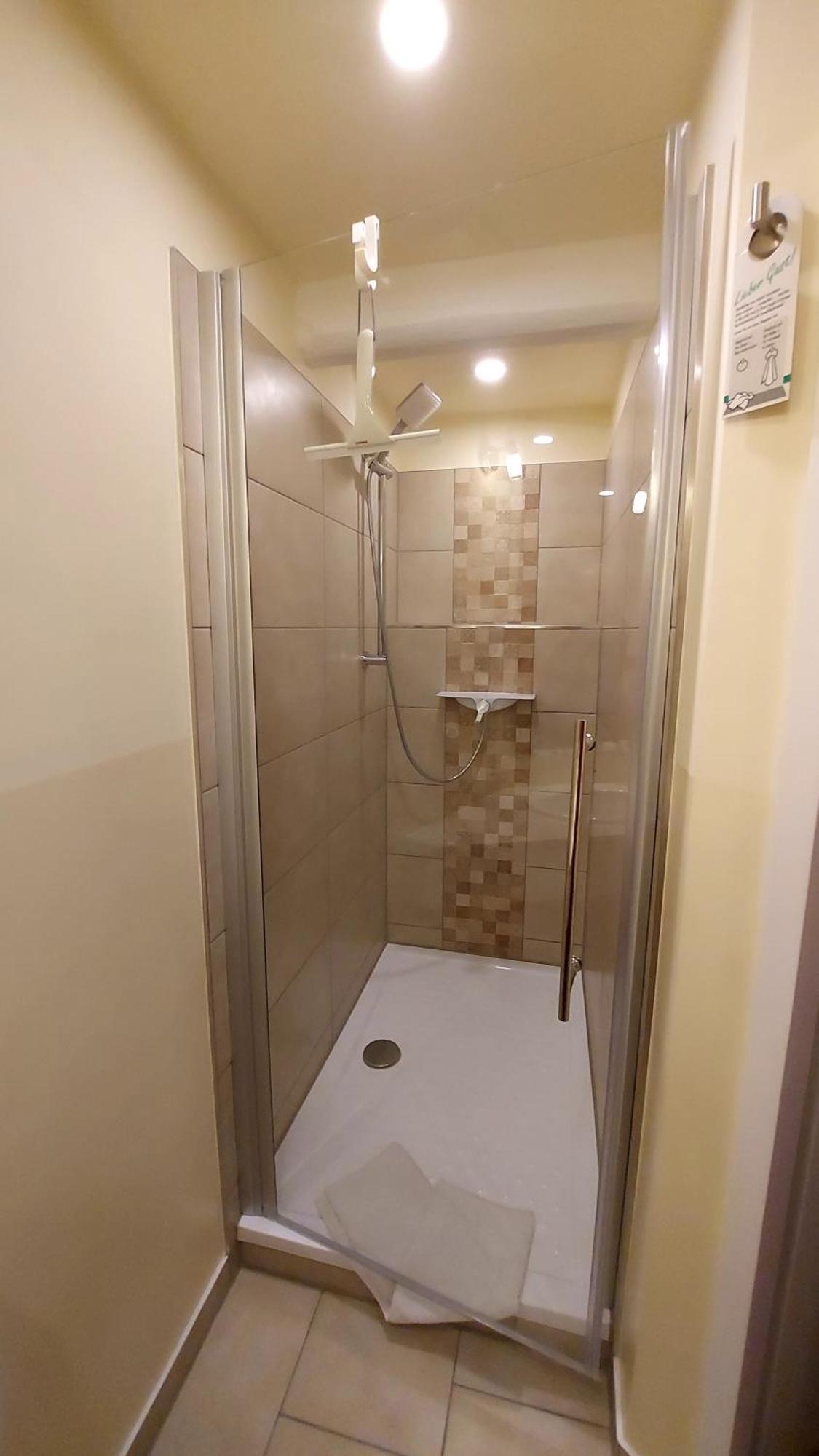 Hotel Garni & Oma'S Heuhotel 'Pension Zur Galerie' Barby Kültér fotó